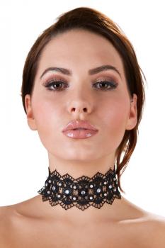 Halsband mit Perlen & Strasssteinen 1